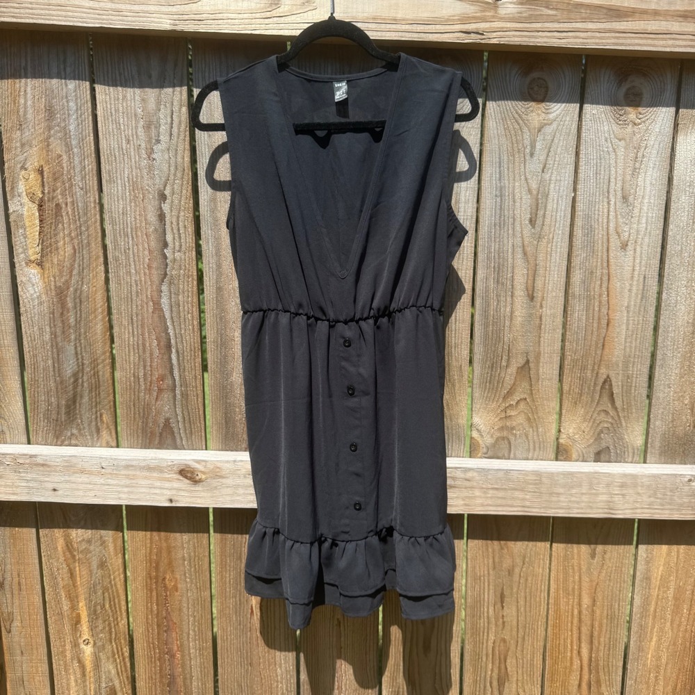 SHEIN Black Sleeveless V-Neck Mini Dress Elastic Waist Tiered Ruffle Hem Size M